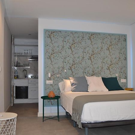 Suite Estudio Montana ตอร์เรโมลิโนส ภายนอก รูปภาพ