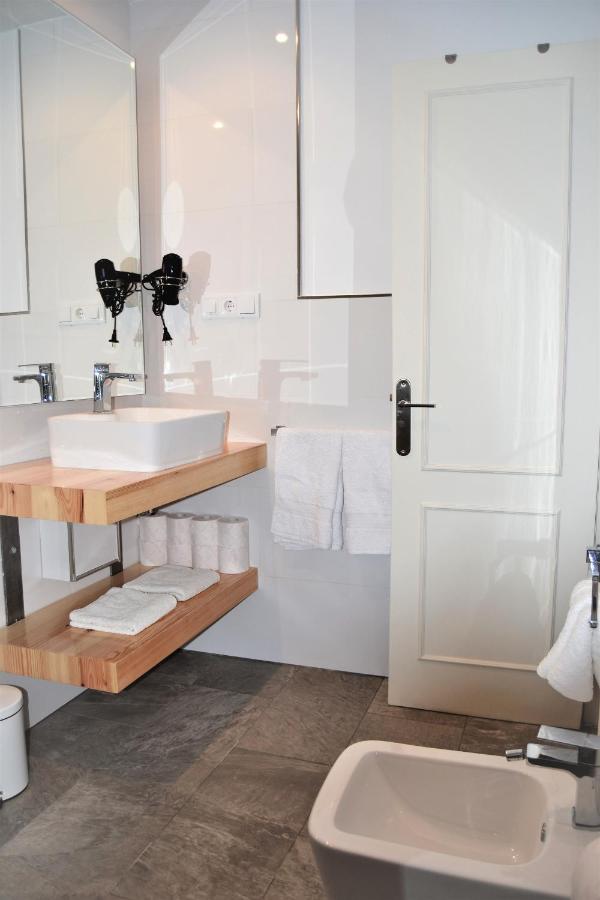 Suite Estudio Montana ตอร์เรโมลิโนส ภายนอก รูปภาพ