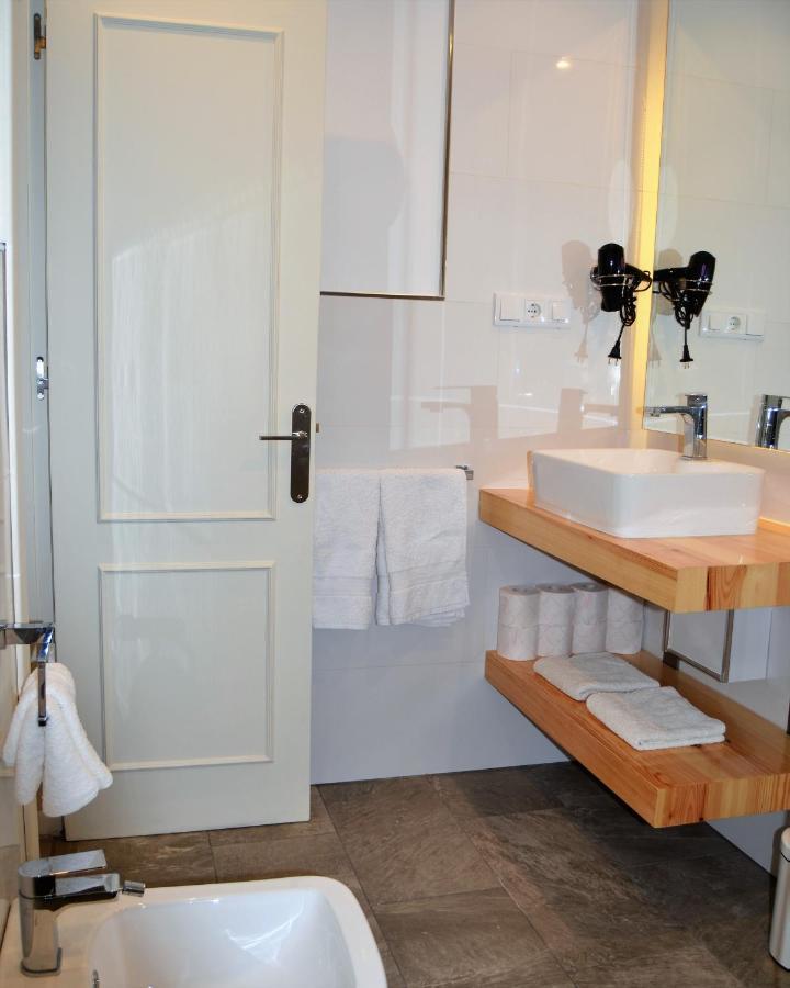 Suite Estudio Montana ตอร์เรโมลิโนส ภายนอก รูปภาพ