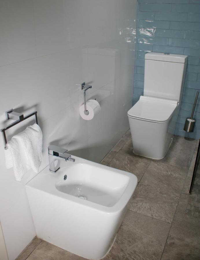 Suite Estudio Montana ตอร์เรโมลิโนส ภายนอก รูปภาพ